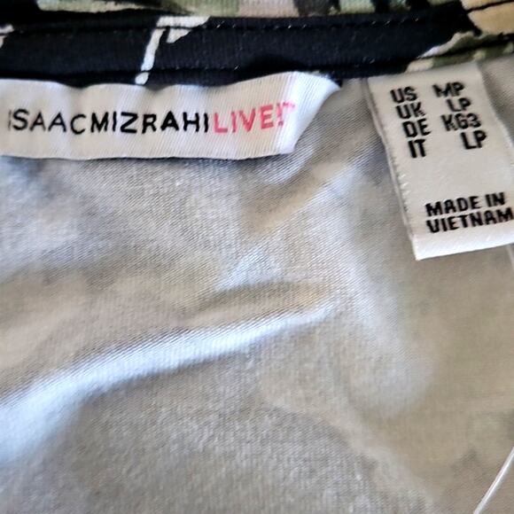 Isaac Mizrahi Live Floral Printed Henley Neck Tank Size Medium Petitte NWOT - Picture 7 of 7